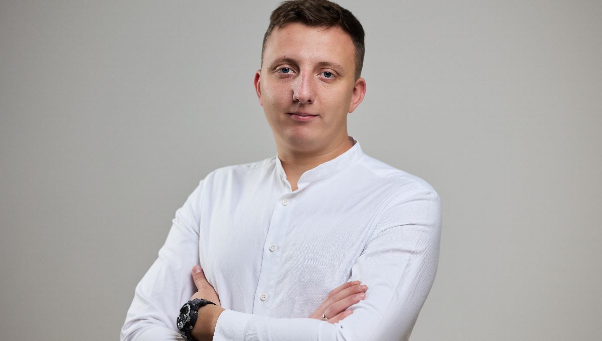 Artem Opishnian Specjalista ds. Administracji Pojazdów